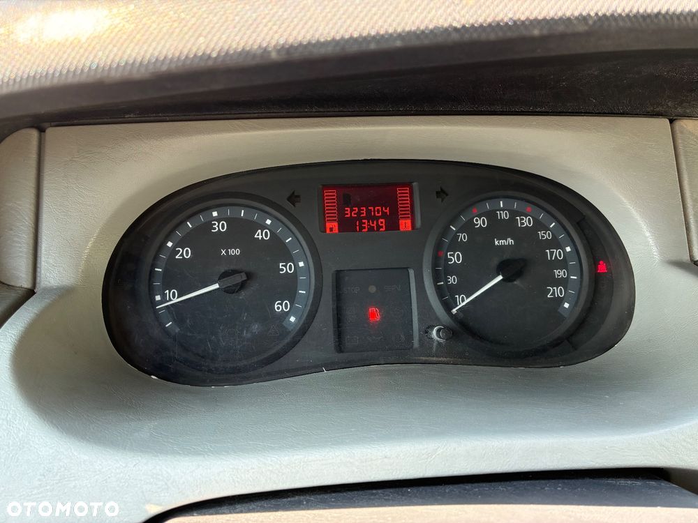 Renault Trafic Passenger Expression - 16