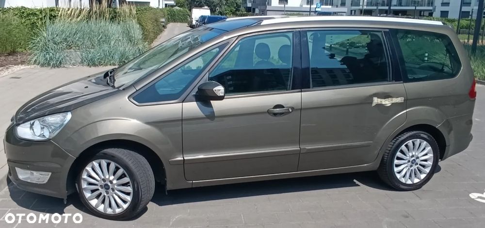 Ford Galaxy - 4