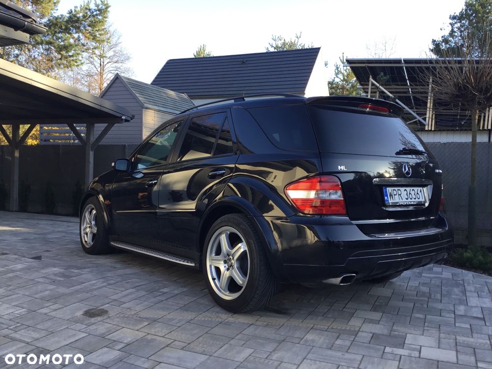 Mercedes-Benz ML - 9