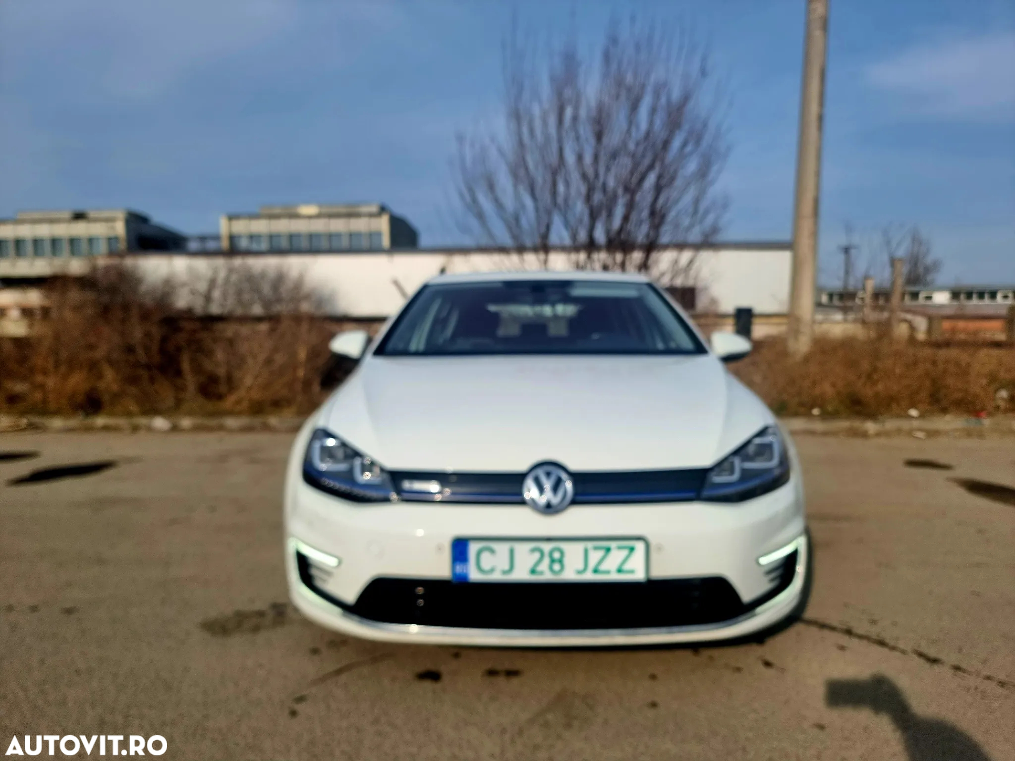 Volkswagen Golf e-Golf - 2
