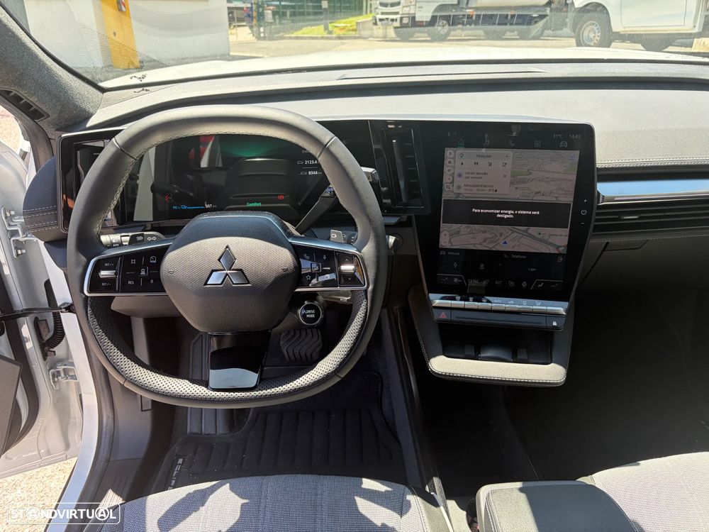 Mitsubishi Eclipse Cross 87 kWh Intense - 11