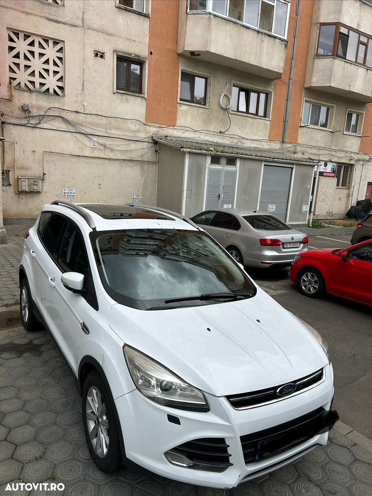 Ford Kuga 2.0 TDCi 2x4 Titanium - 1