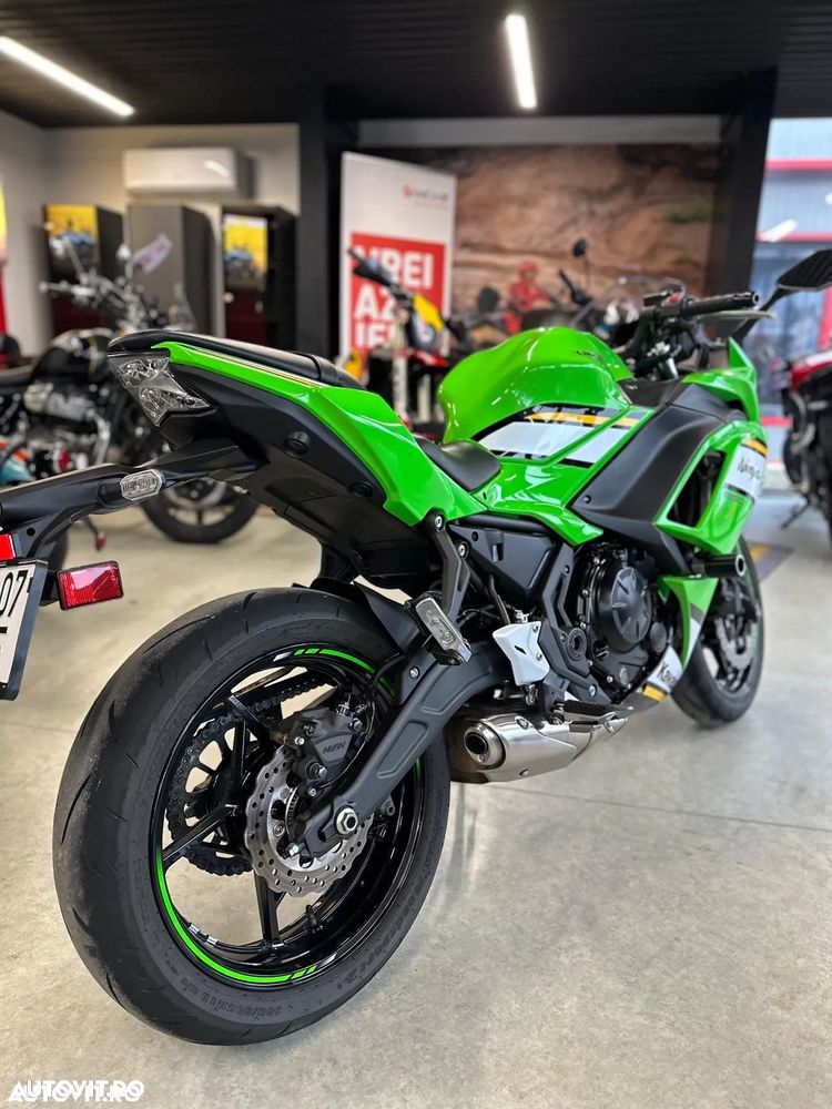 Kawasaki Ninja 650 - 3