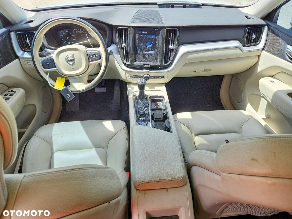 Volvo XC 60 - 7