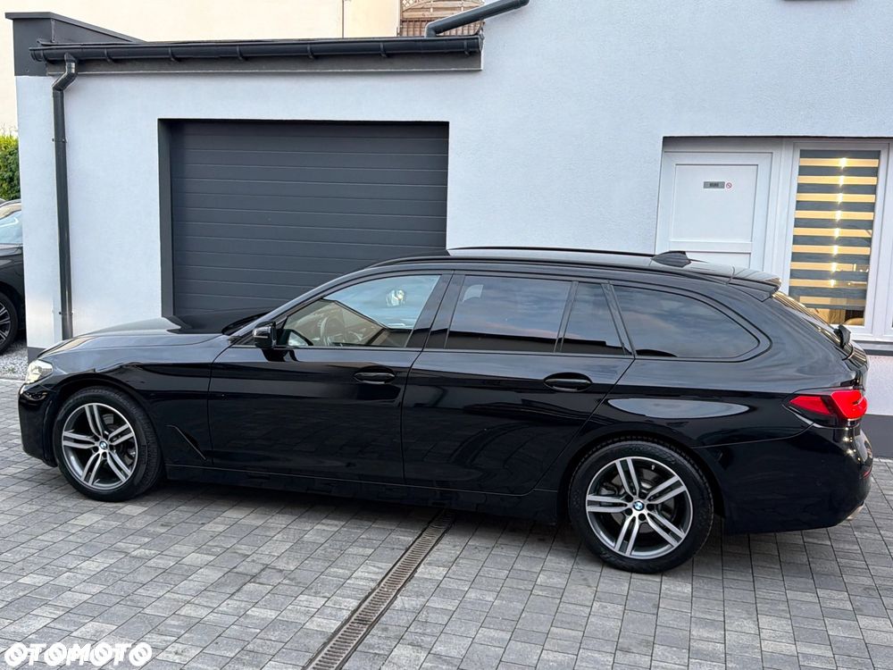 BMW Seria 5 520d M Sport sport - 25