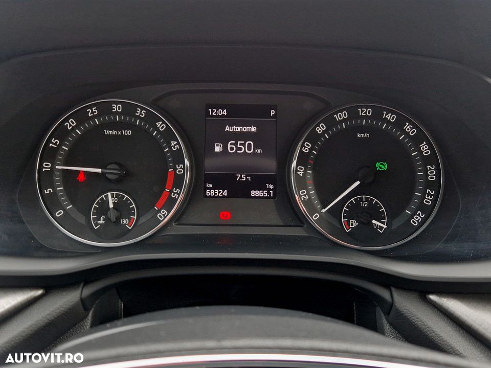 Skoda Octavia 2.0 TDI DSG Ambition - 20