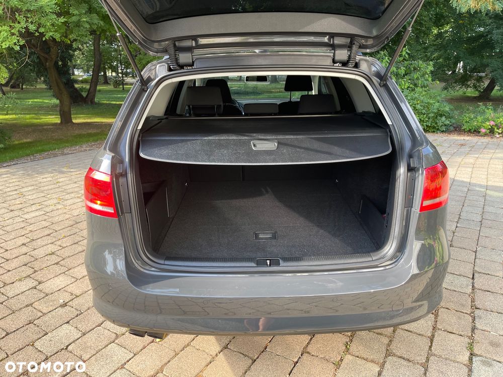 Volkswagen Passat 2.0 TDI BlueMotion Technology Comfortline - 13