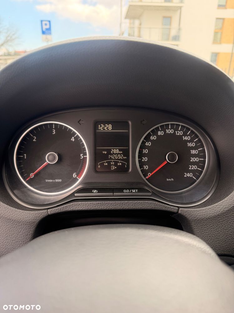 Volkswagen Polo 1.6 TDI DPF Comfortline - 22