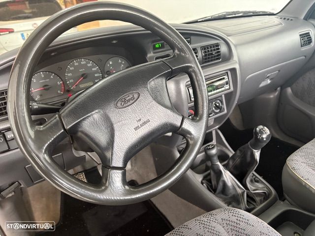 Ford Ranger 2.5 TD Dupla Plus - 20