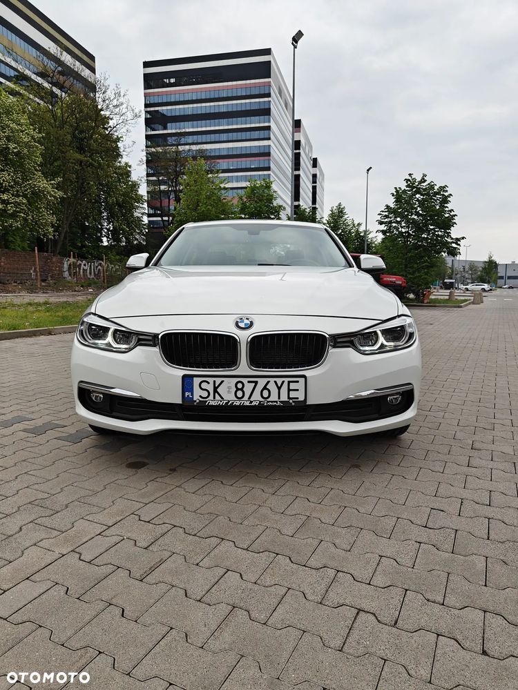 BMW Seria 3 320i xDrive Edition Luxury Line Purity - 8