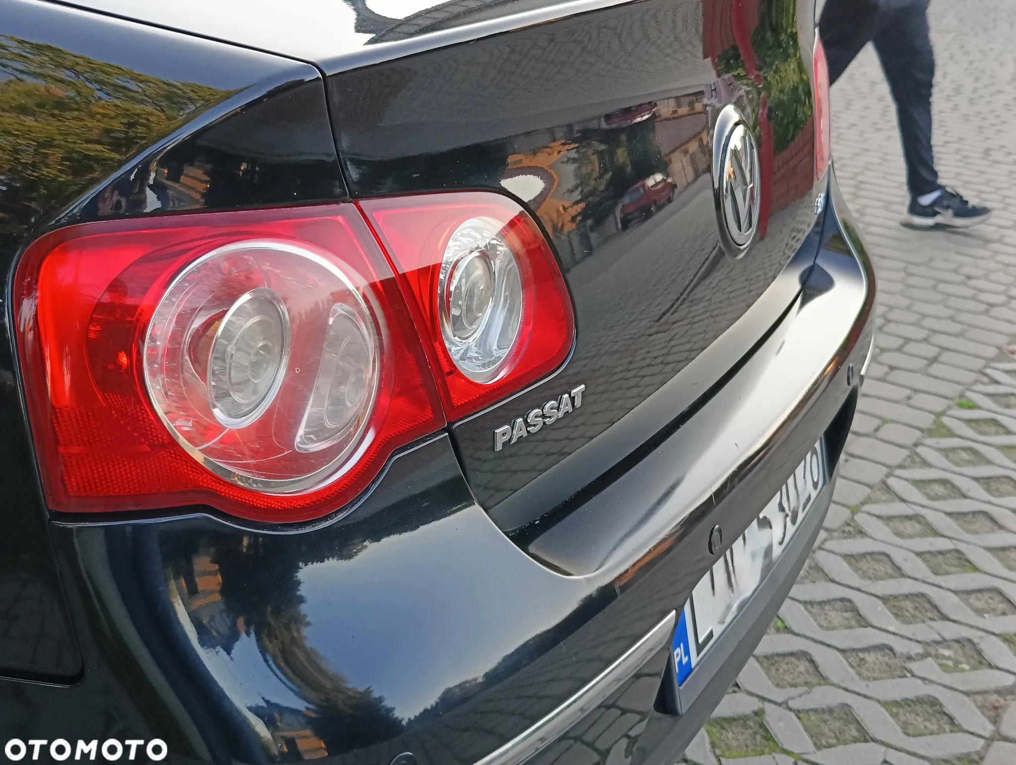Volkswagen Passat 2.0 TDI DPF Highline - 15