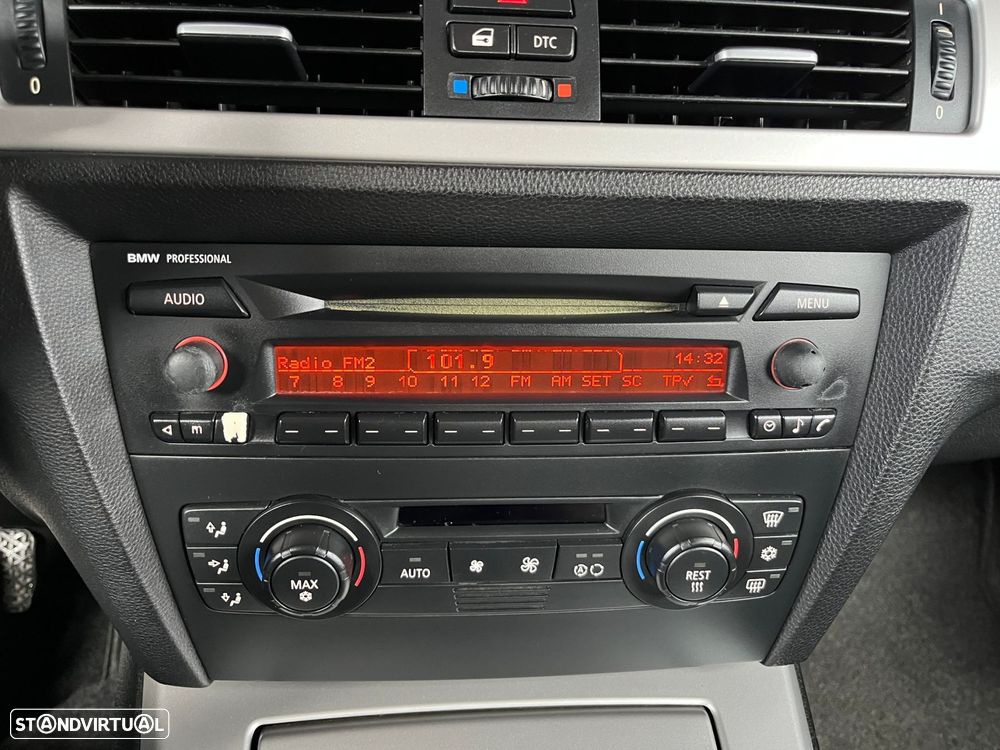 BMW 320 d EfficientDynamics - 26