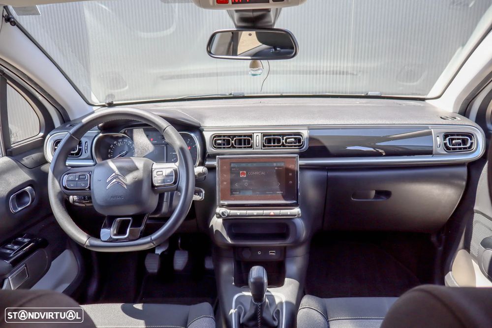 Citroën C3 1.2 PureTech Shine - 19