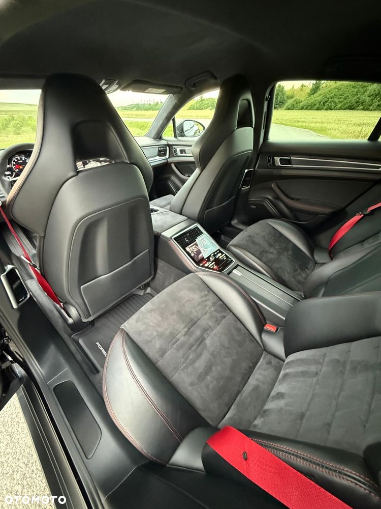 Porsche Panamera - 6