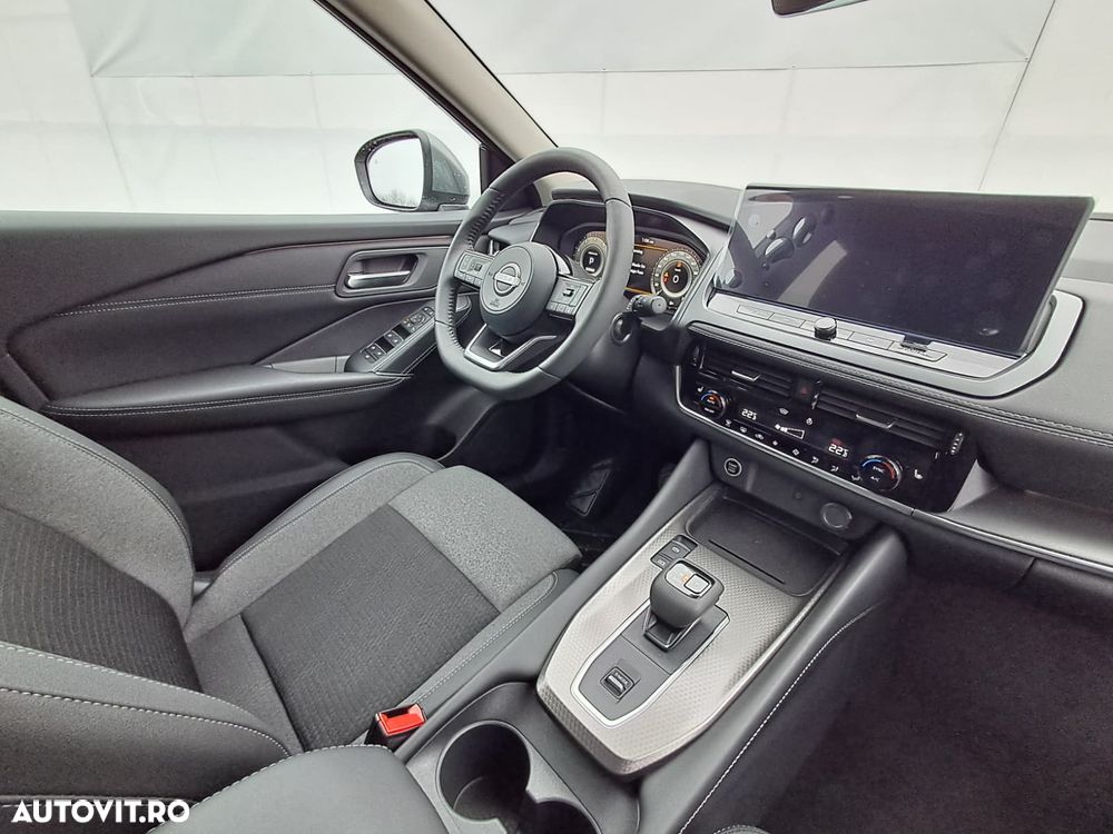 Nissan Qashqai 1.3 l 156CP X-Tronic MHEV N-Connecta - 12