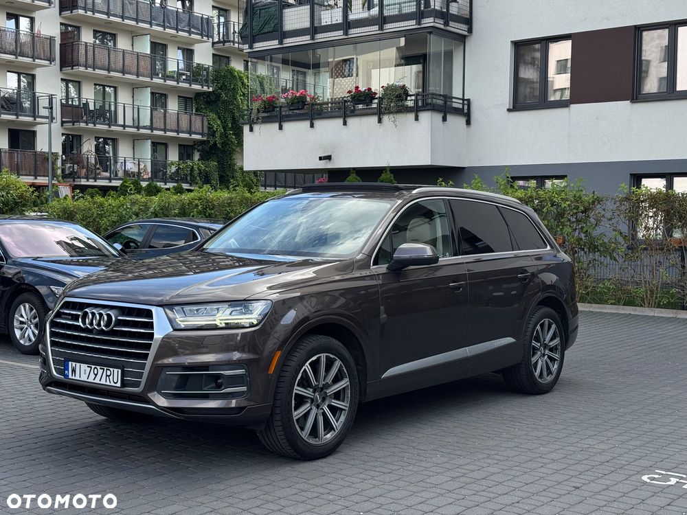 Audi Q7 3.0 TFSI Quattro Tiptronic - 1