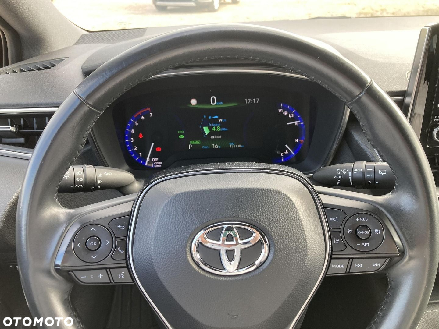Toyota Corolla - 22