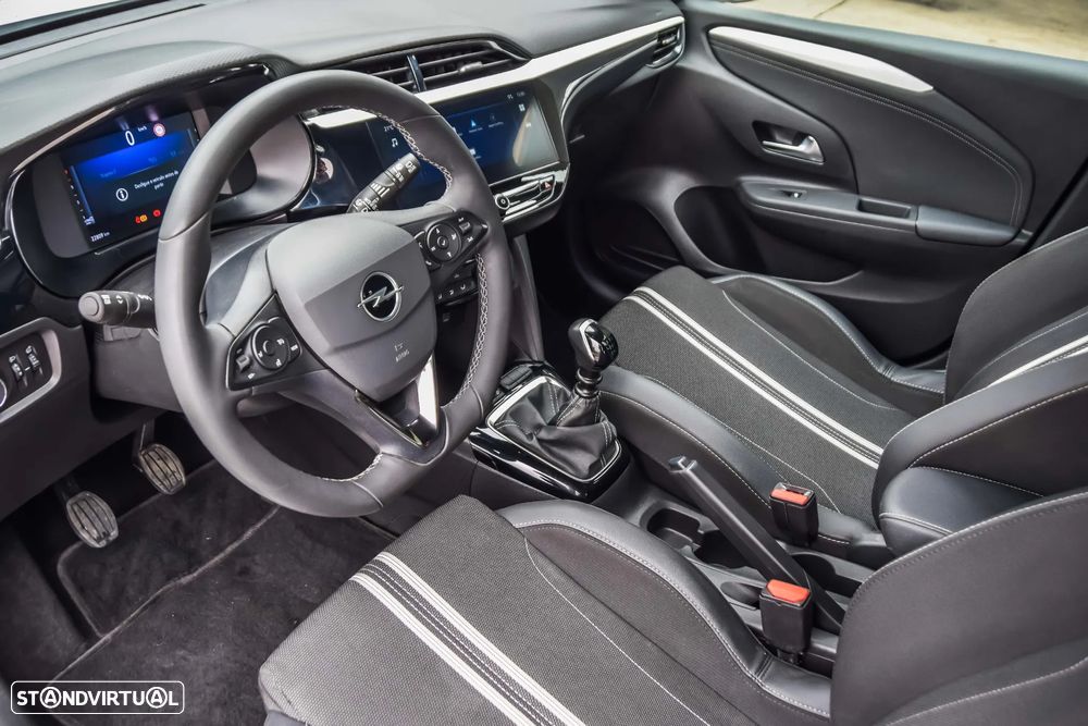 Opel Corsa 1.2 T GS - 11