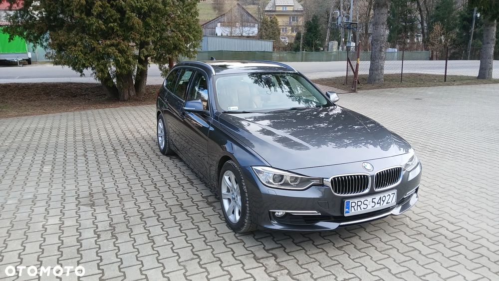 BMW Seria 3 330d Sport-Aut Luxury Line - 3