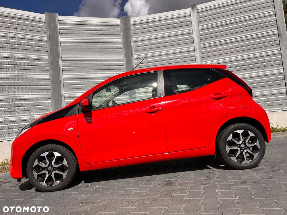 Toyota Aygo x.shift x-play connect - 5