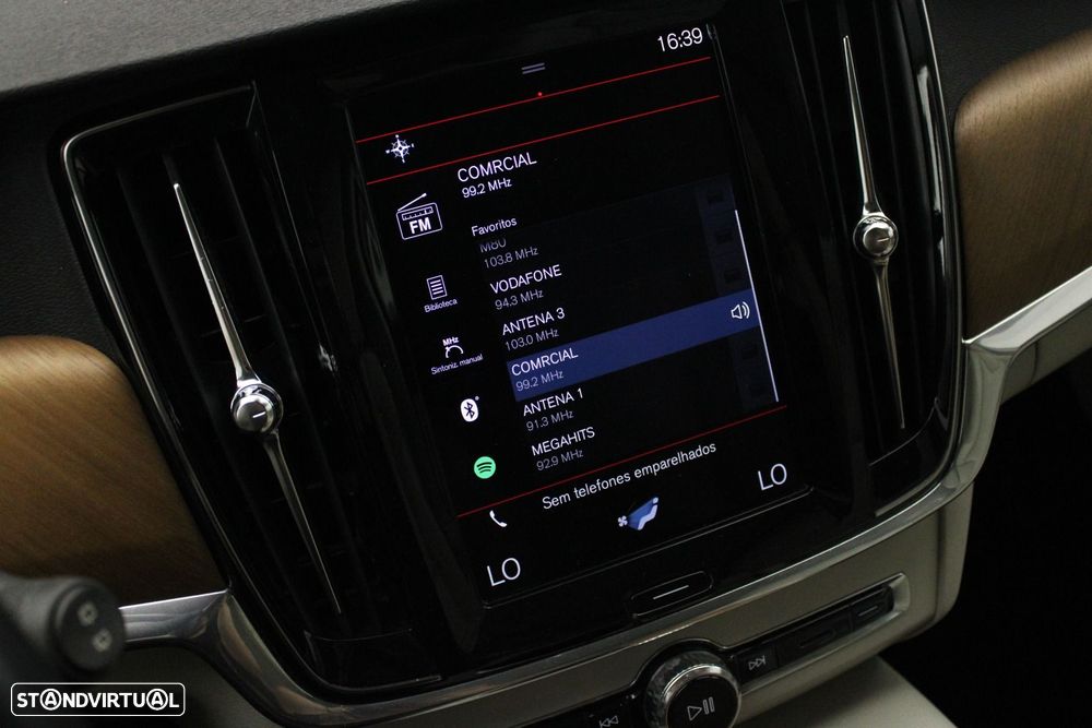 Volvo V90 2.0 B4 Momentum Plus Geartronic - 13