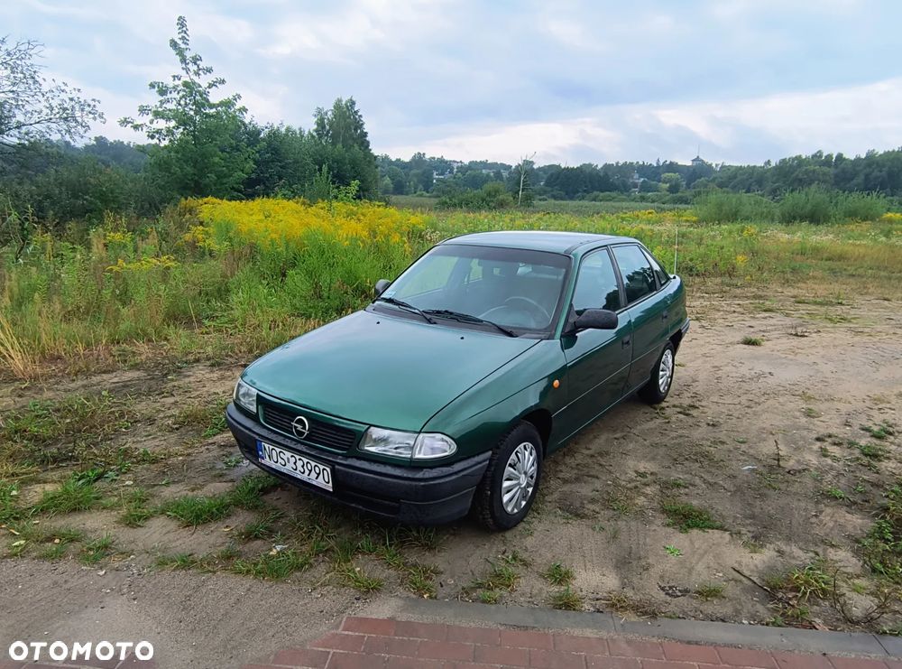 Opel Astra - 1