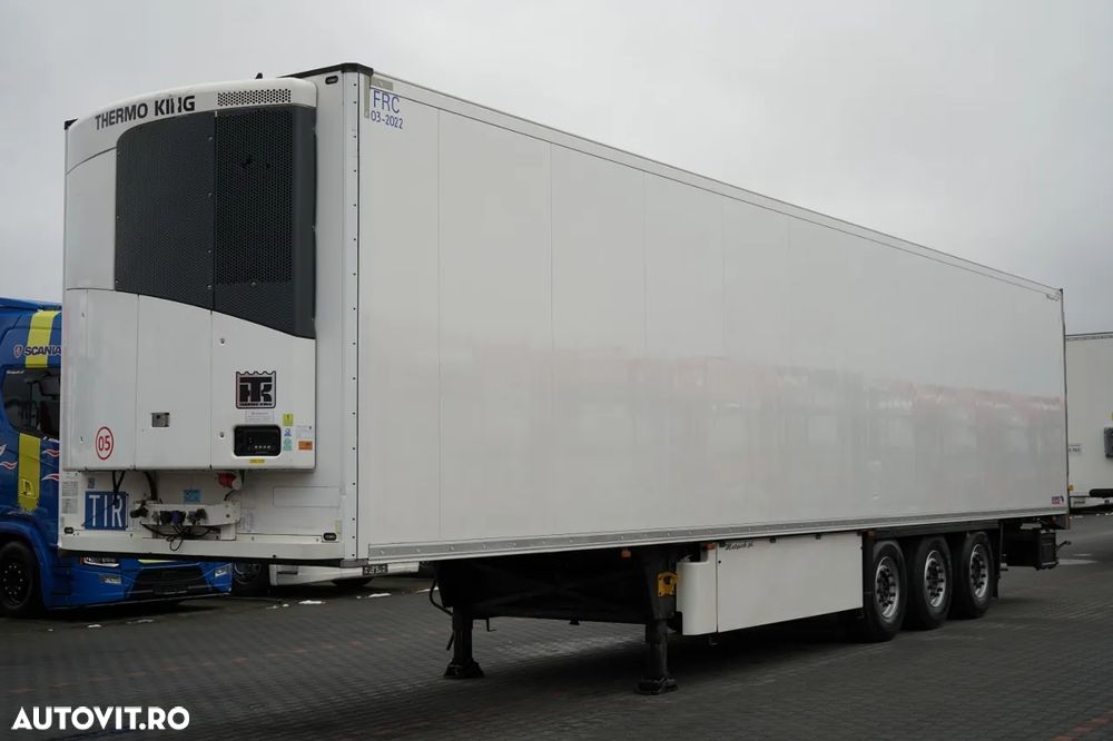 Schmitz Cargobull REFRIGERAT / THERMO KING / CU CÂRLIG / AXĂ RIDICATĂ / COȘ PENTRU PALEȚI - 1