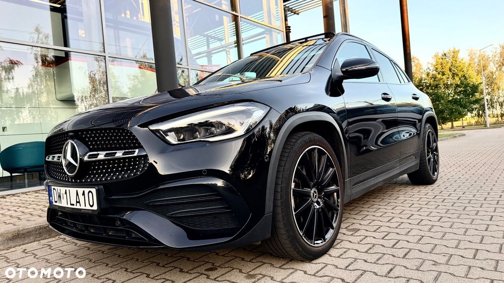 Mercedes-Benz GLA 200 d AMG Line - 2