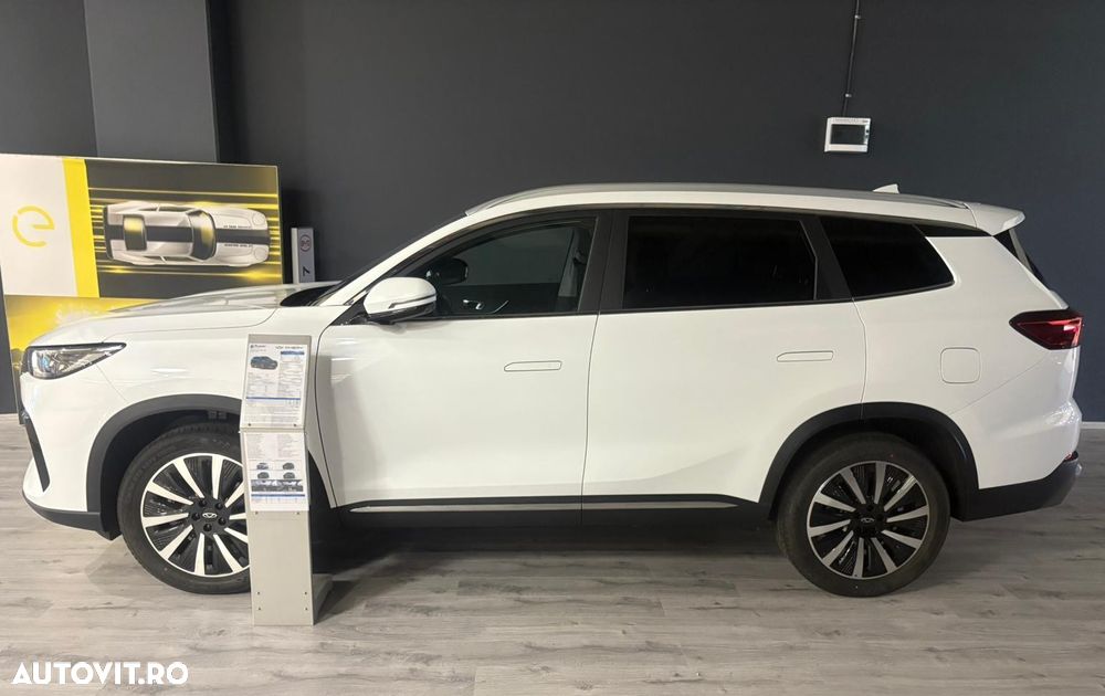 Chery Tiggo 8 CSH 1.5T-GDi 279 CP DHT PHEV UNIQUE - 3