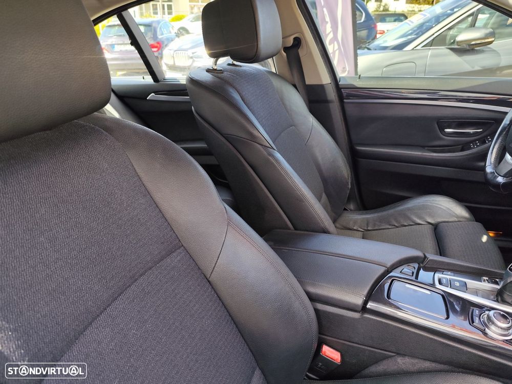 BMW 525 d Auto - 27