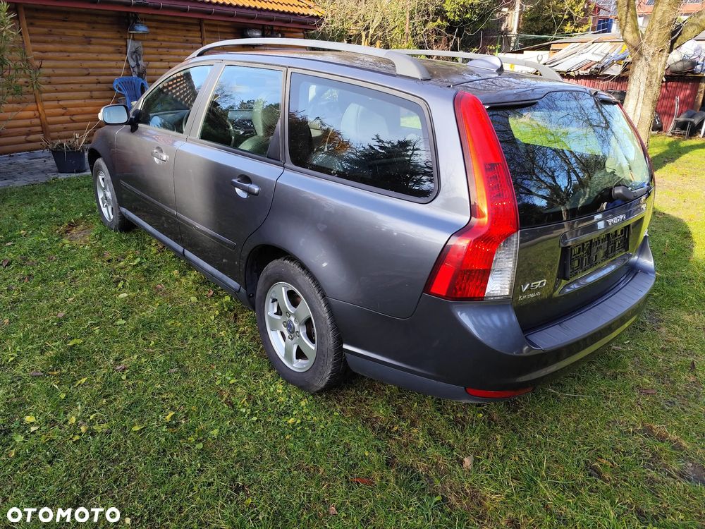 Volvo V50 - 3
