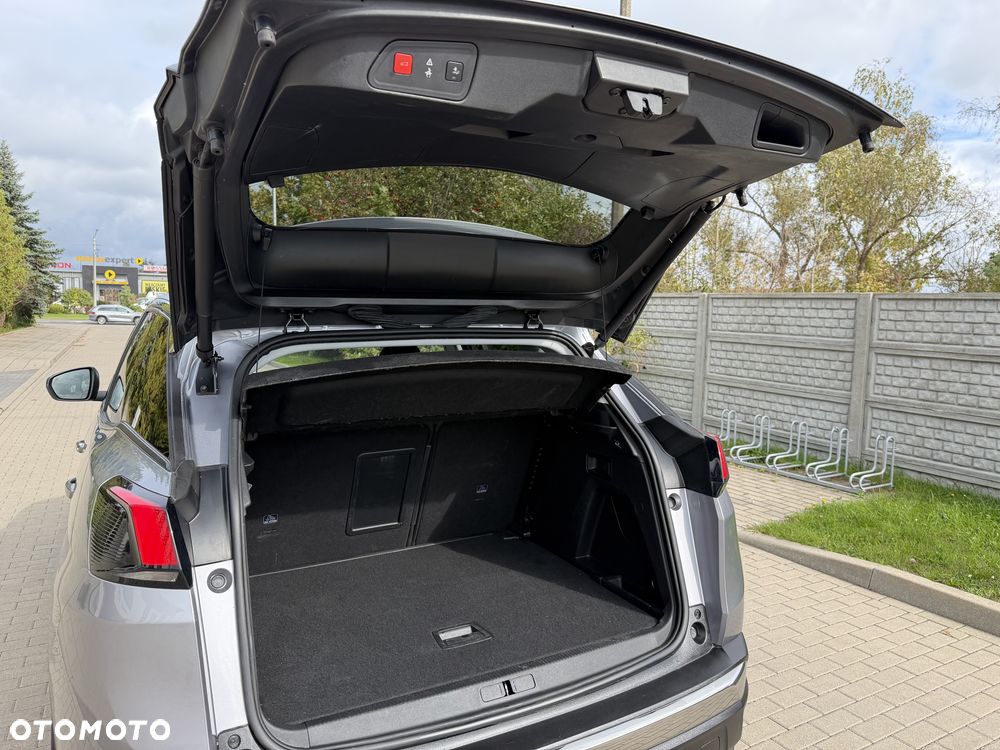 Peugeot 3008 1.6 PureTech GPF Allure S&S EAT8 - 36
