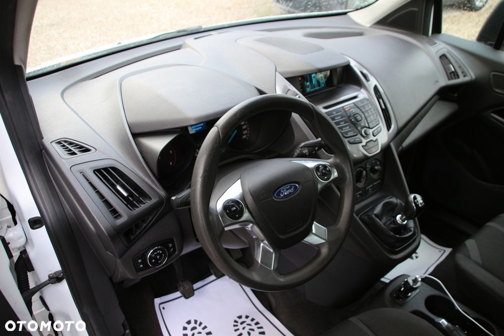 Ford Tourneo Connect Grand - 10
