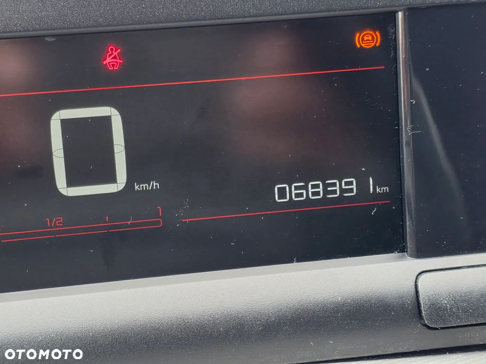 Citroën C4 Cactus 1.2 PureTech Live S&S - 32