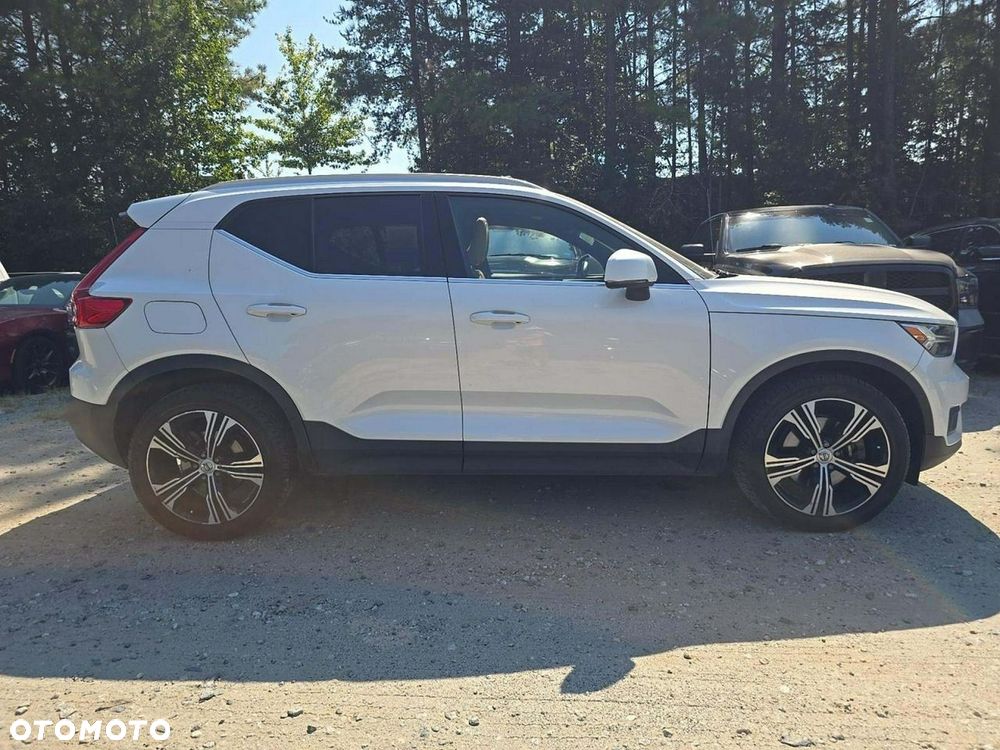 Volvo XC 40 T5 AWD Inscription - 4
