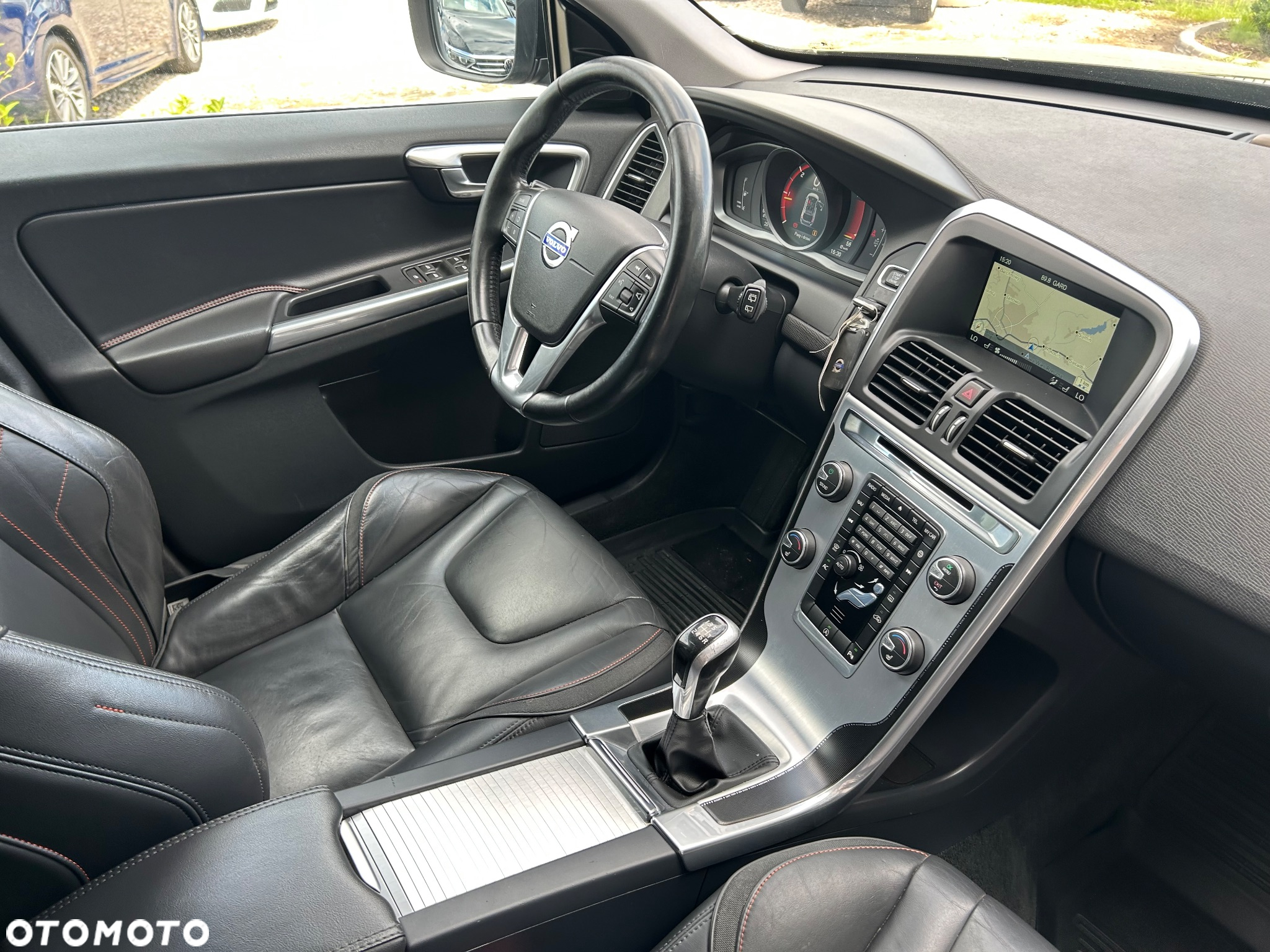 Volvo XC 60 D4 Kinetic - 26