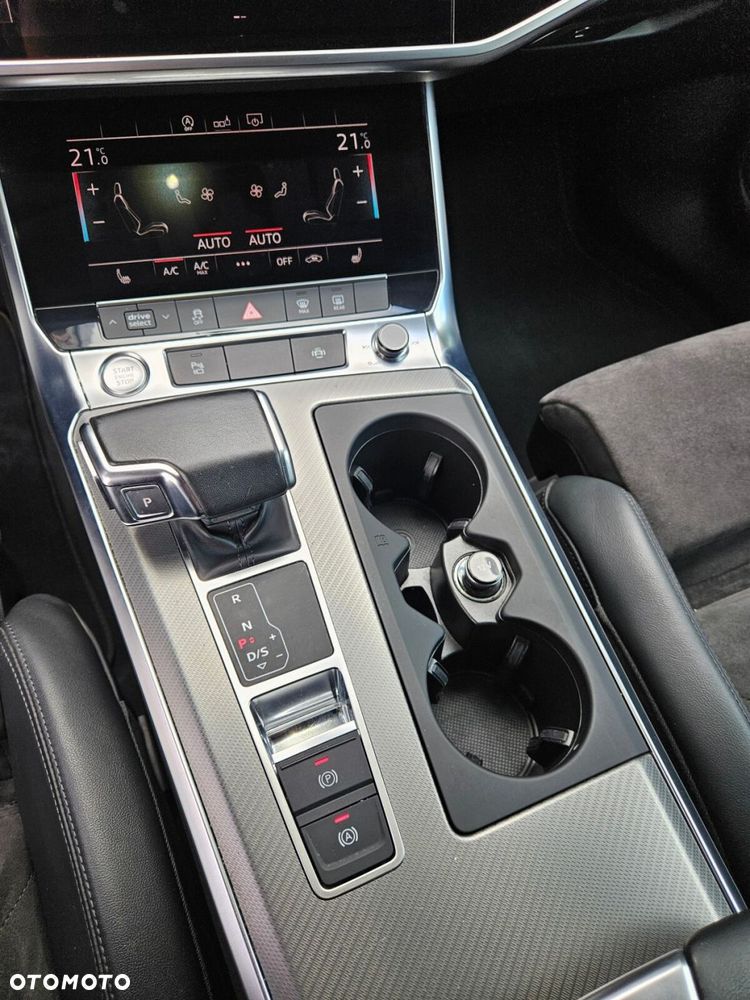 Audi A6 Avant - 25