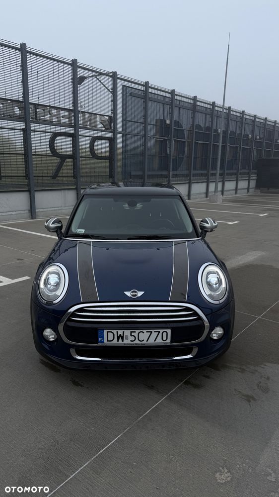 MINI Cooper Standard - 2