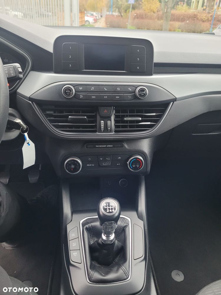 Ford Focus 1.5 TDCi Trend - 11