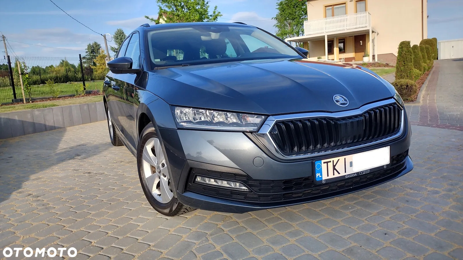Skoda Octavia Combi 2.0 TDI DSG Exclusive - 6