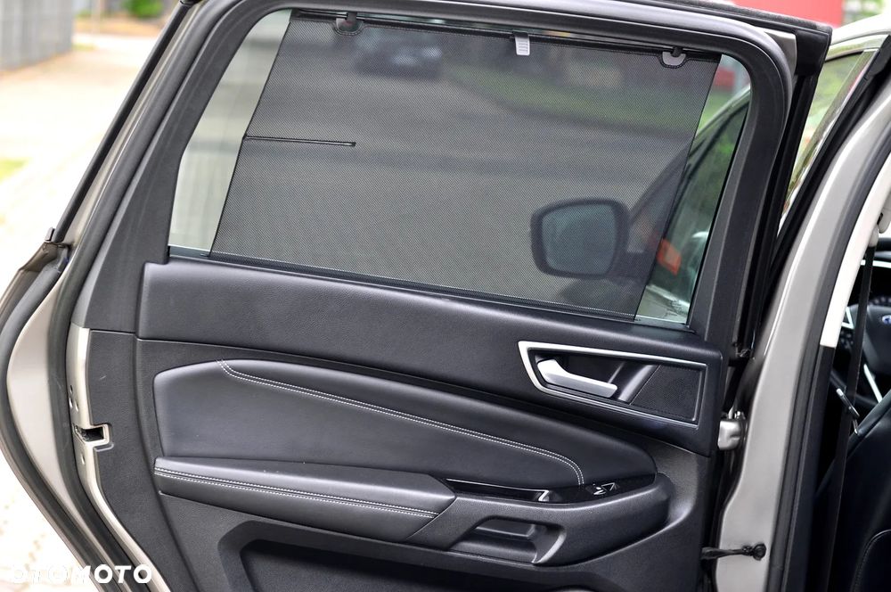Ford S-Max - 21