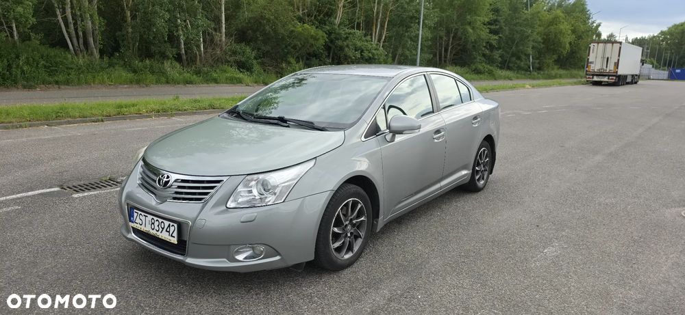 Toyota Avensis 2.0 D-4D - 1