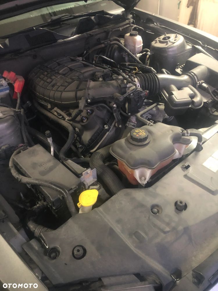 Ford Mustang 3.7 V6 - 14