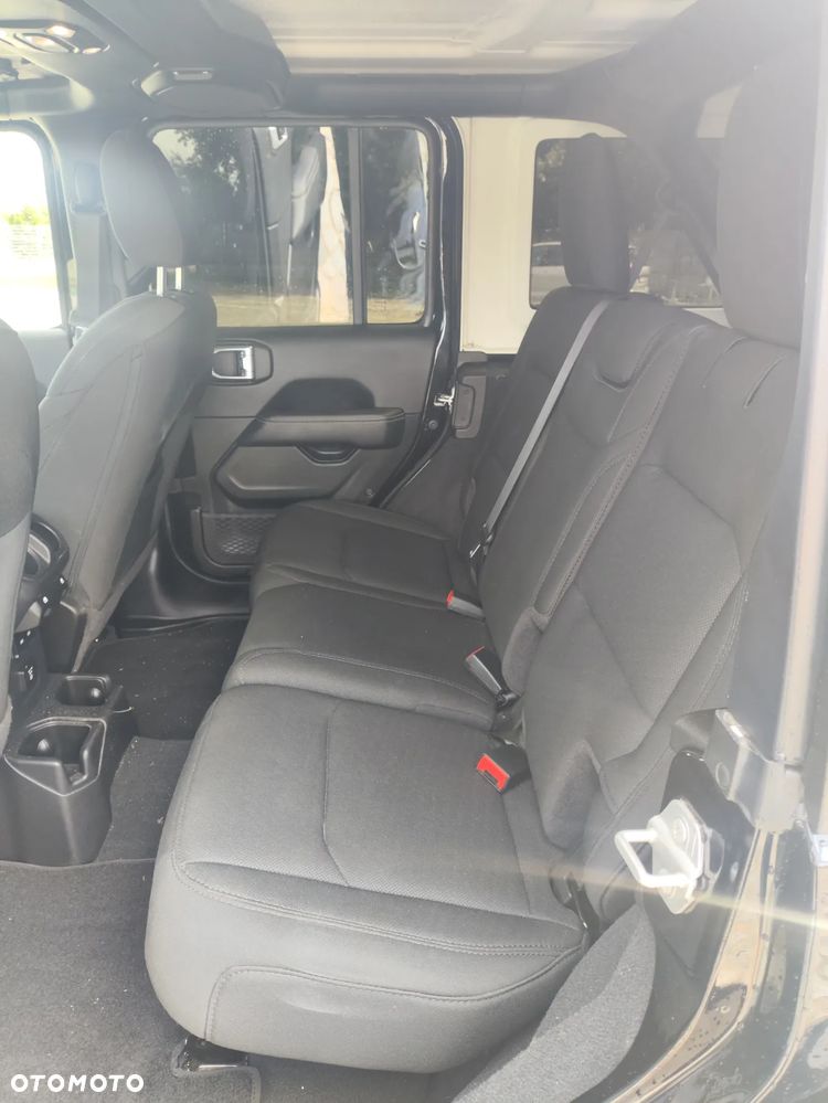 Jeep Wrangler Unlimited 2.0 T-GDI Hardtop AWD Automatik Sahara - 6