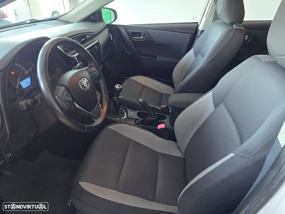 Toyota Auris 1.4 D-4D ACtive+AC - 8