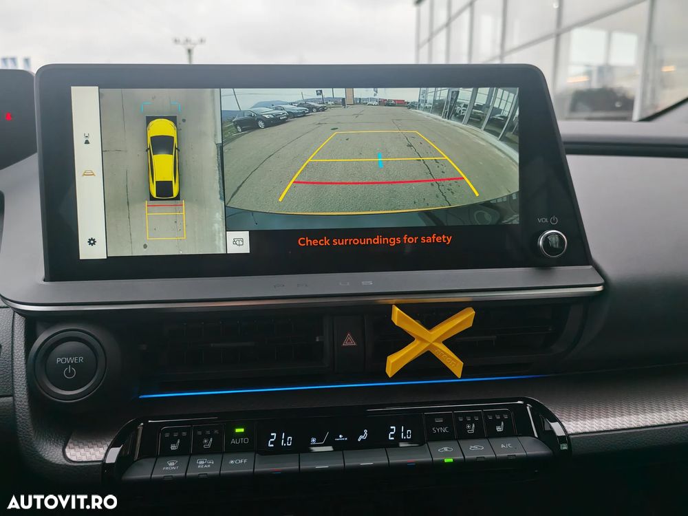 Toyota Prius 2.0 FWD PHEV Exclusive - 28