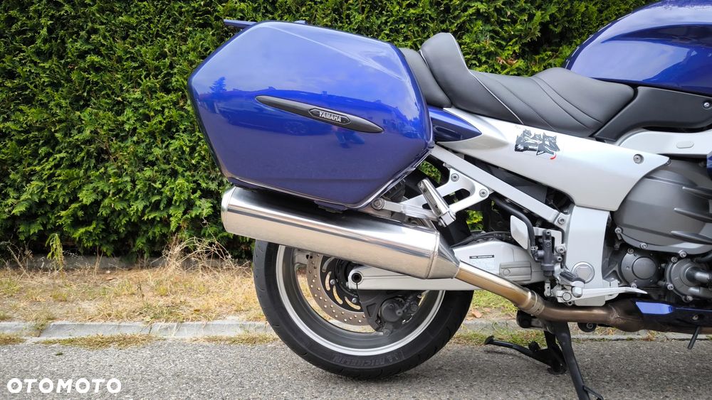 Yamaha FJR - 23