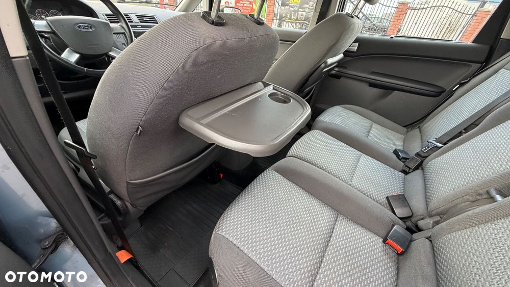 Ford Focus C-Max - 16