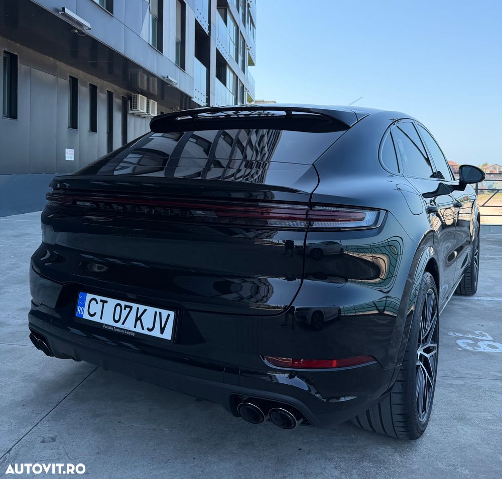 Porsche Cayenne Coupe - 2