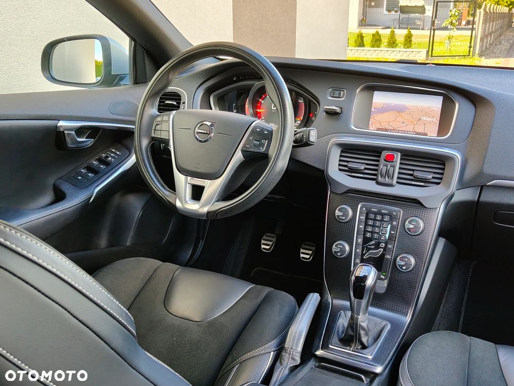 Volvo V40 T2 RDesign - 32